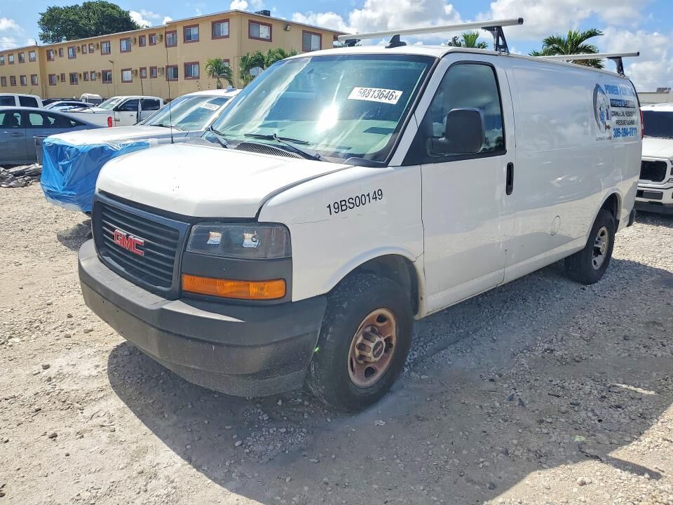 2018 GMC Savana
