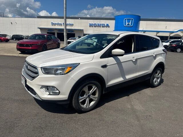 2017 FORD Escape