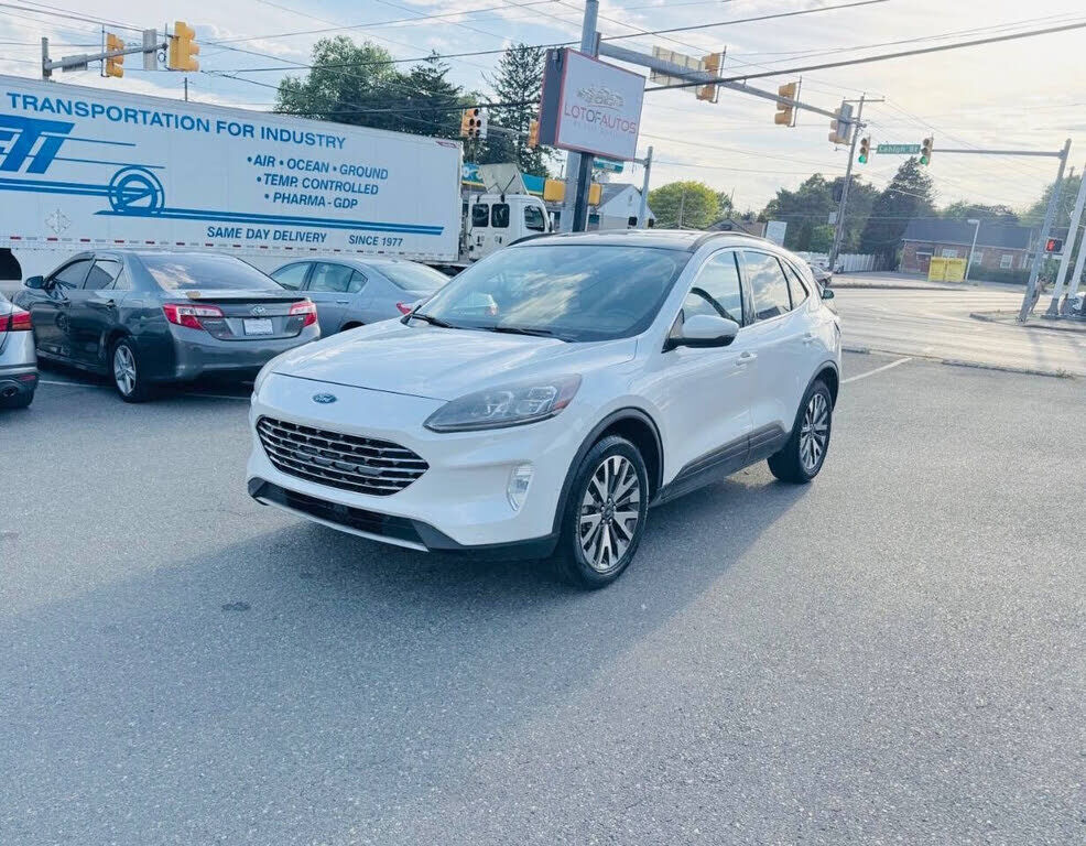 2020 FORD Escape