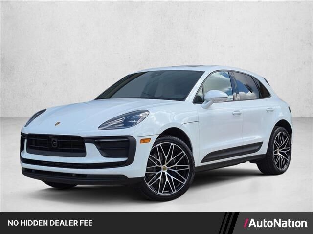 2026 PORSCHE Macan
