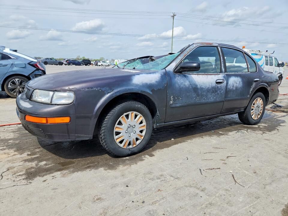 1995 NISSAN Maxima