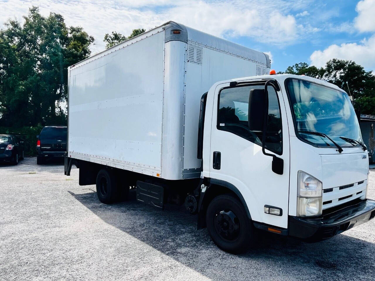 2012 ISUZU NPR/NPR-HD