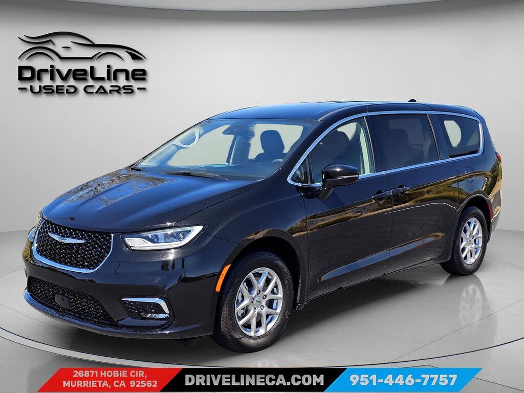 2024 CHRYSLER Pacifica