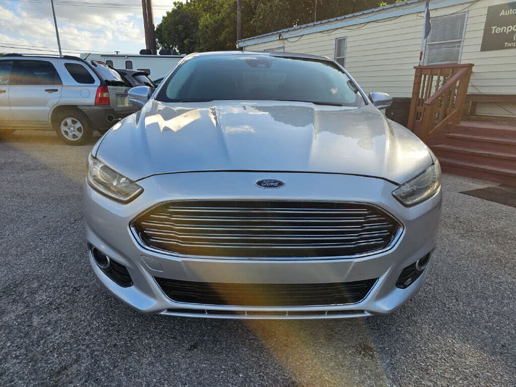 2013 FORD Fusion