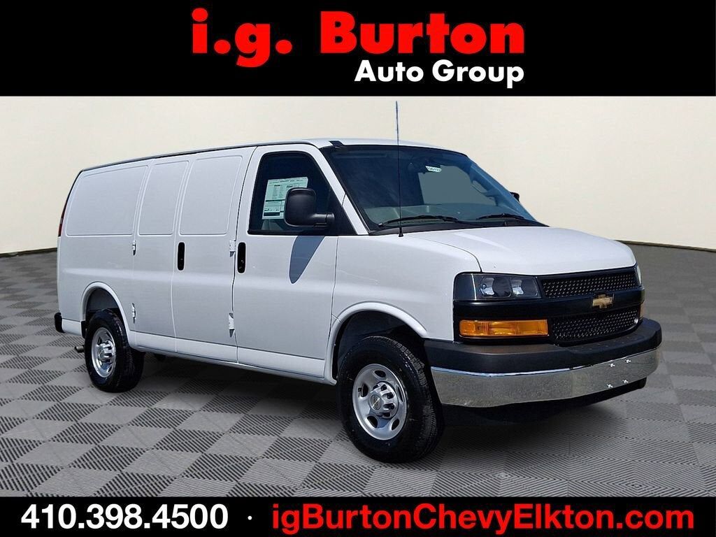 2026 CHEVROLET Express