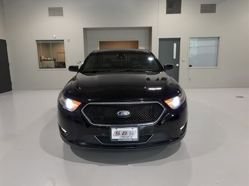 2016 FORD Taurus