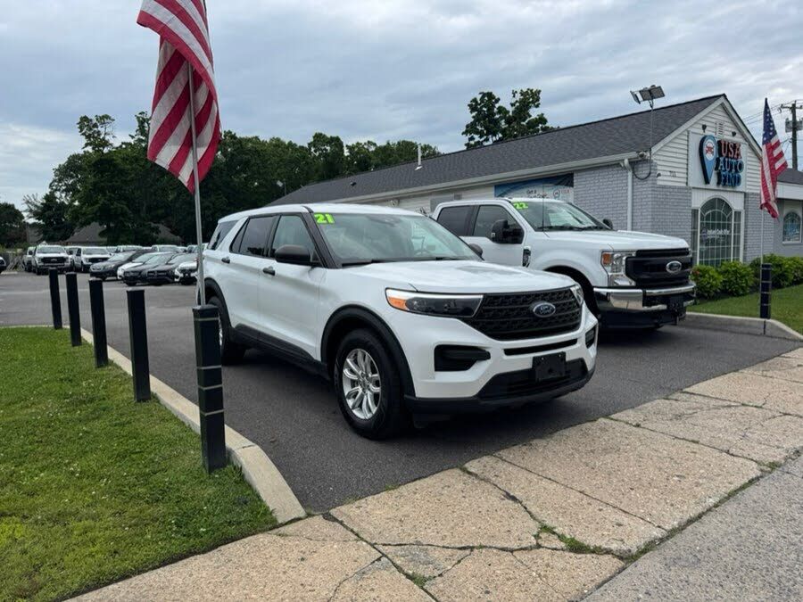 2021 FORD Explorer