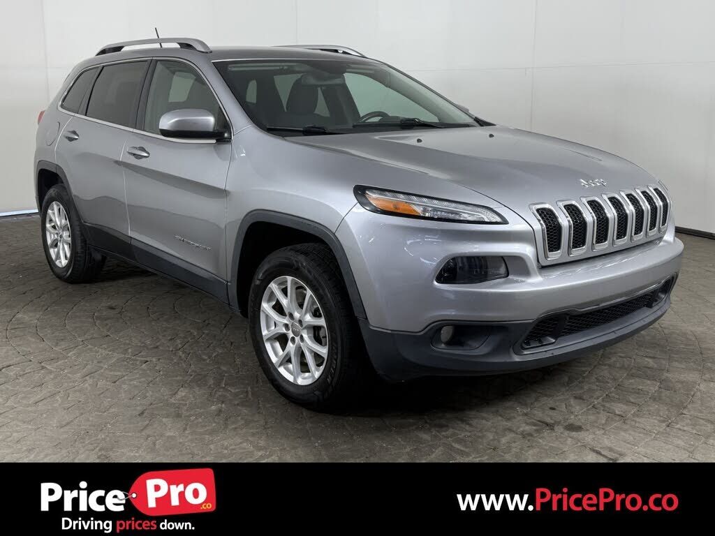 2017 JEEP Cherokee