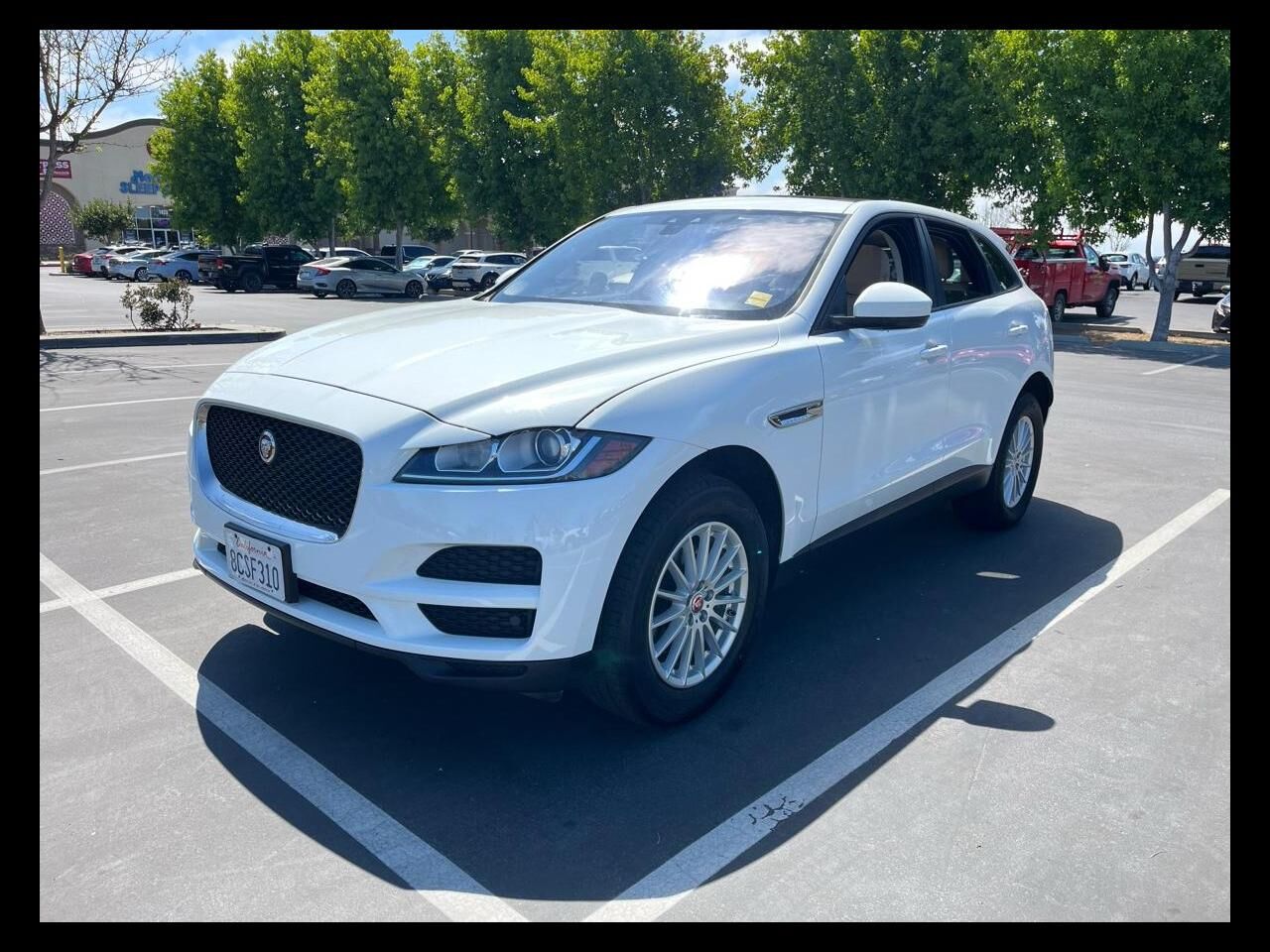 2018 JAGUAR F-Pace