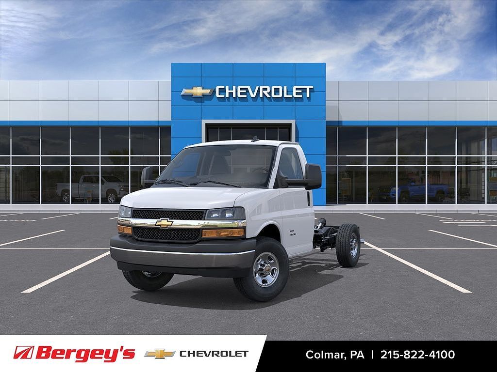 2026 CHEVROLET Express
