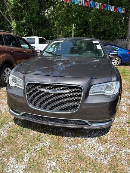2017 CHRYSLER 300