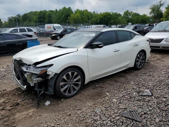 2019 NISSAN Maxima