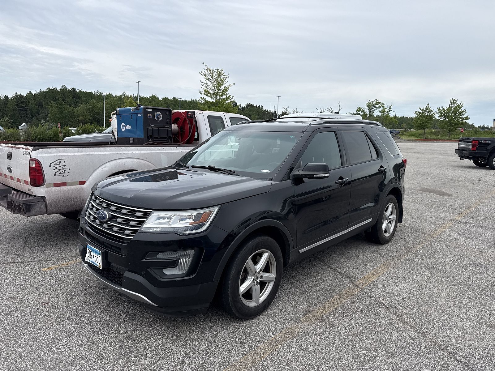 2017 FORD Explorer