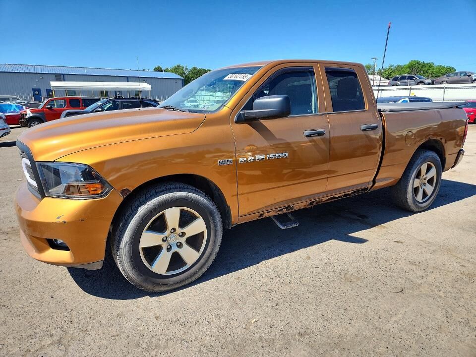 2012 DODGE Ram