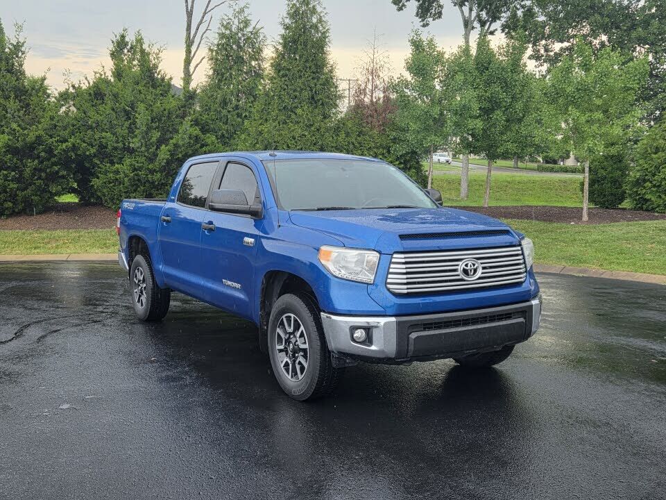 2016 TOYOTA Tundra