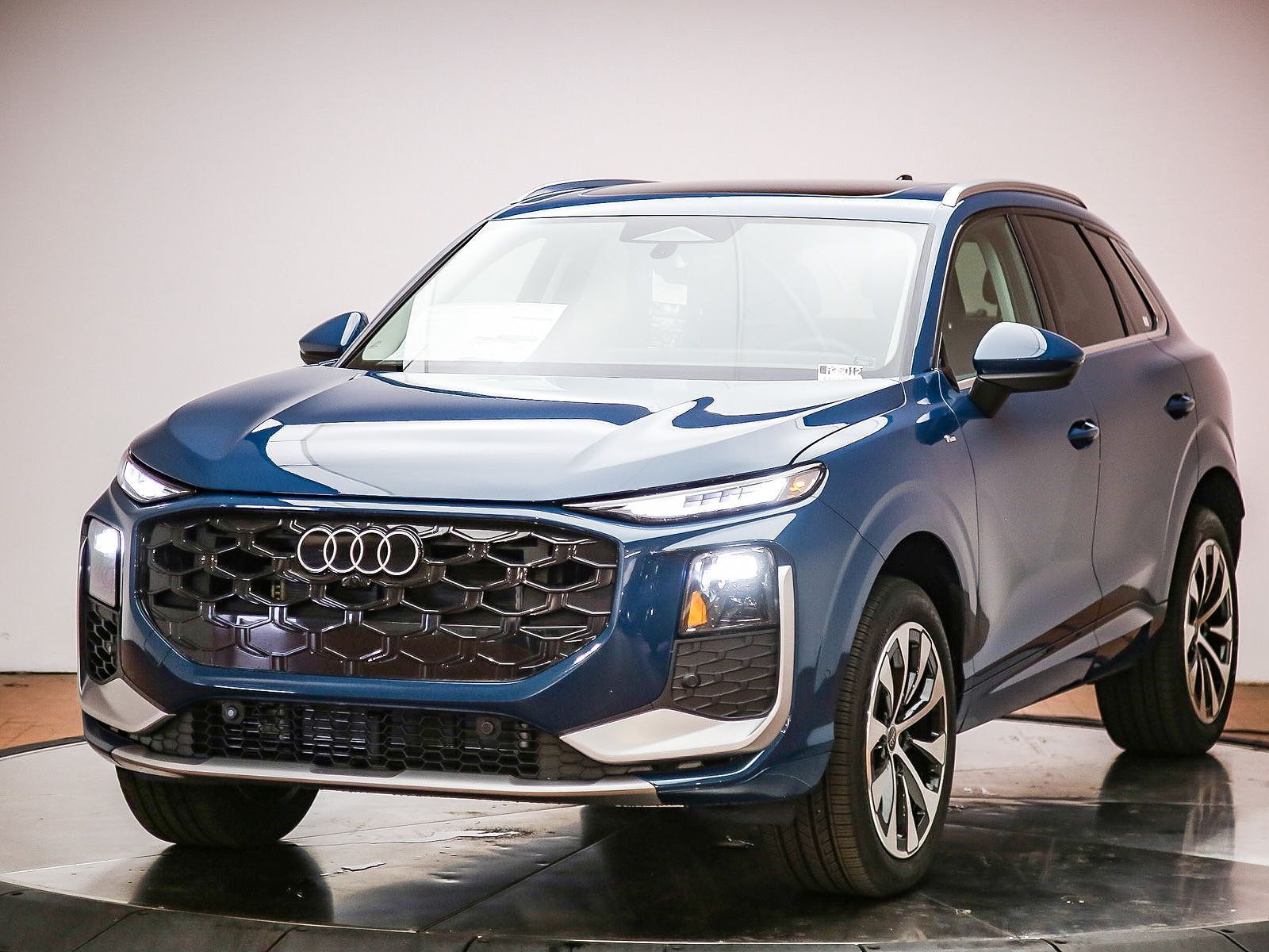 2026 AUDI Q3