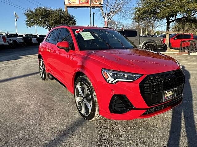2022 AUDI Q3