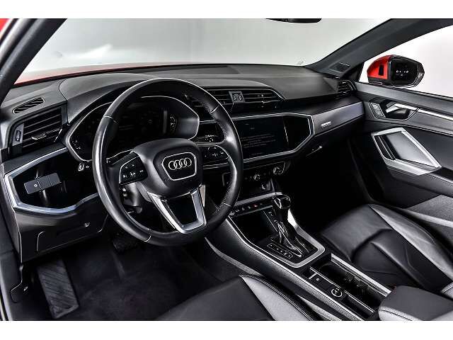 2022 Audi Q3