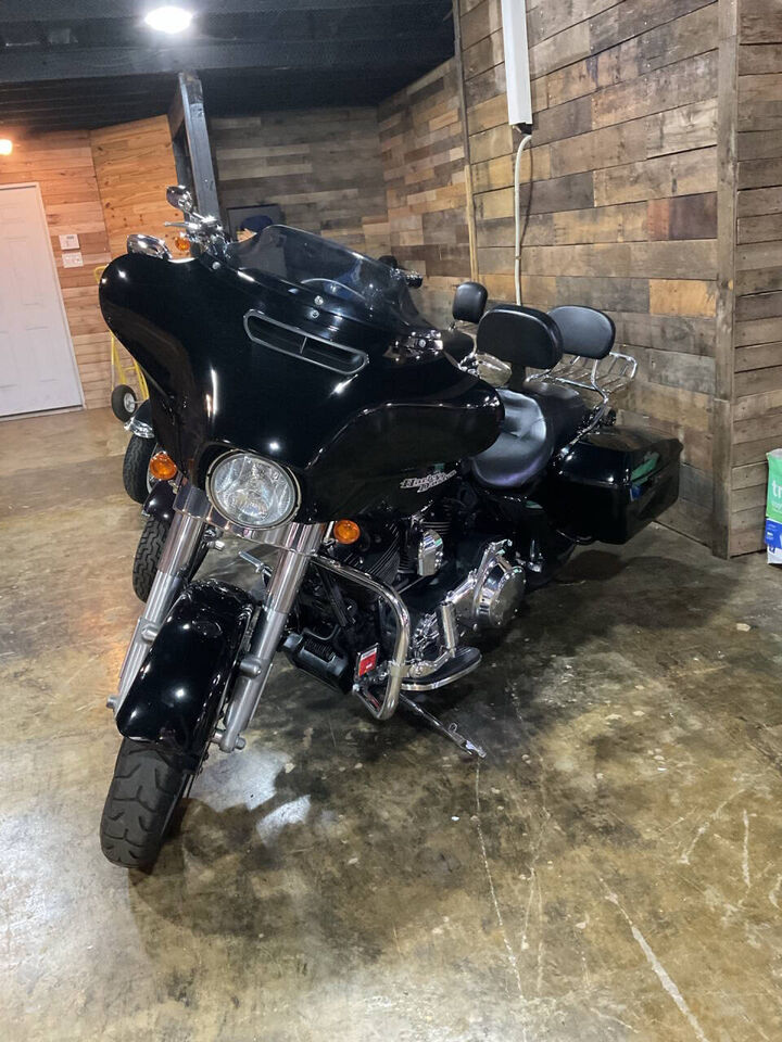 2014 HARLEY DAVIDSON Street Glide
