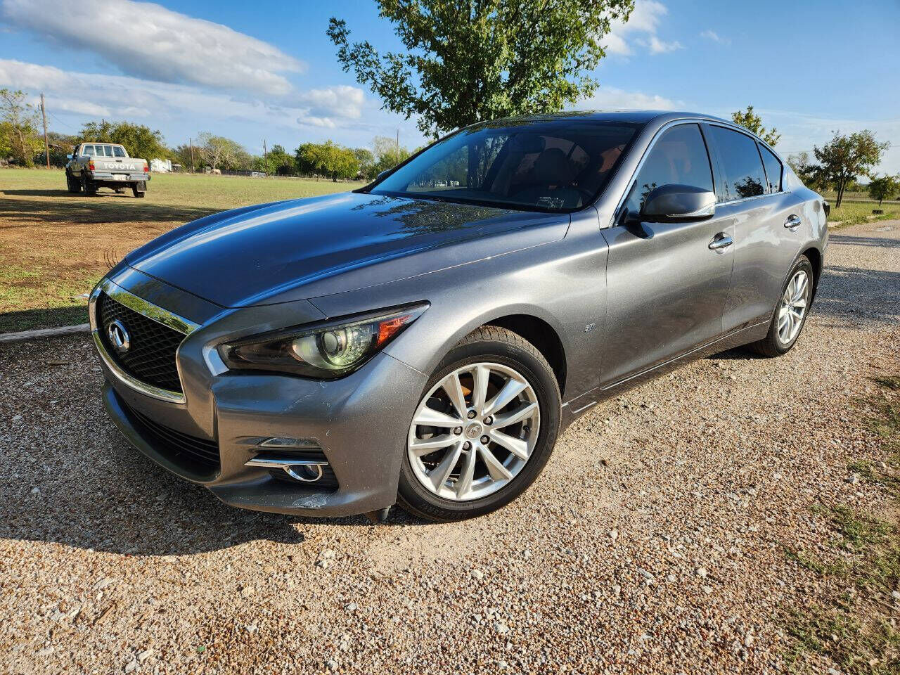2014 INFINITI Q50