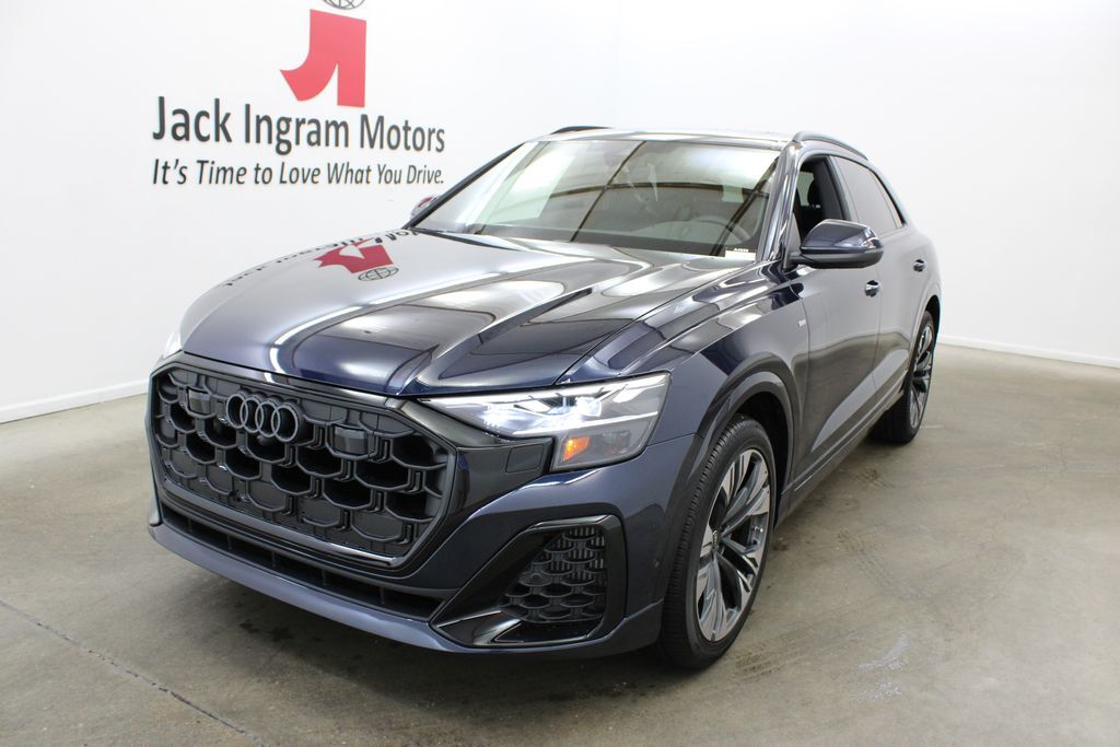 2026 Audi Q8