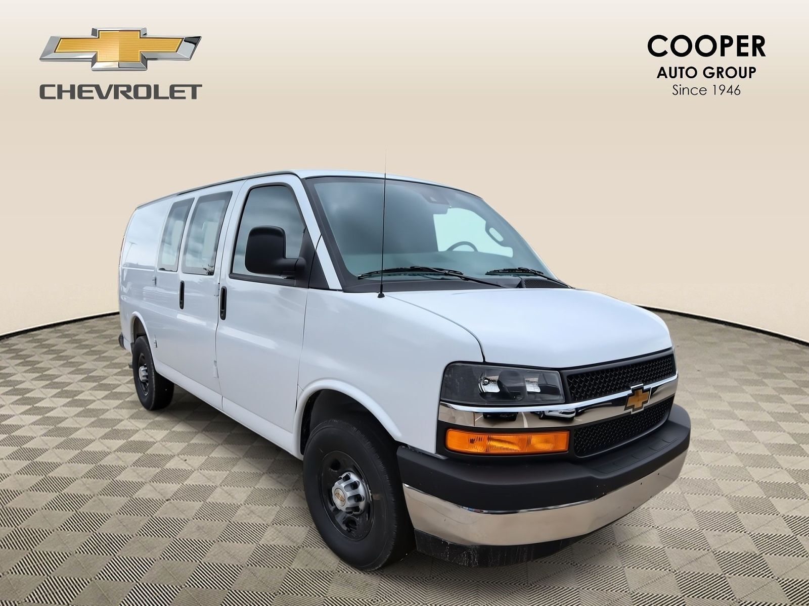 2026 CHEVROLET Express