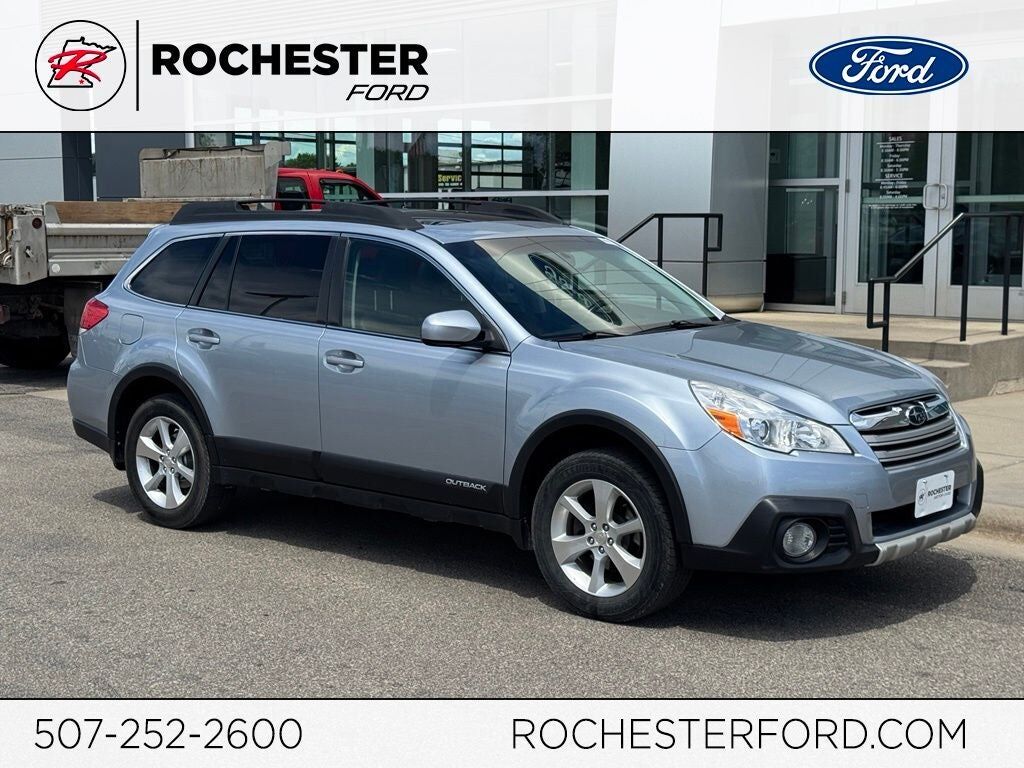 2013 SUBARU Outback