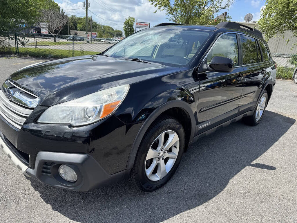 2014 SUBARU Outback
