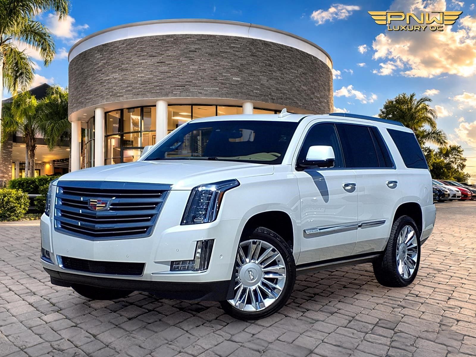 2017 CADILLAC Escalade