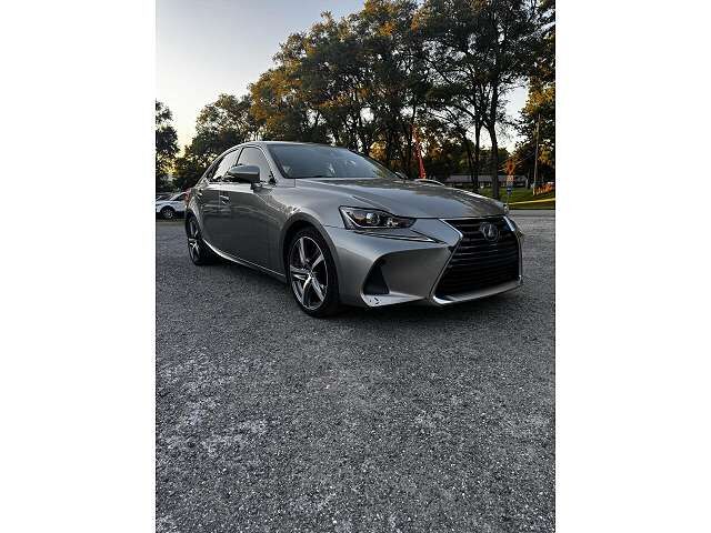 2017 LEXUS IS