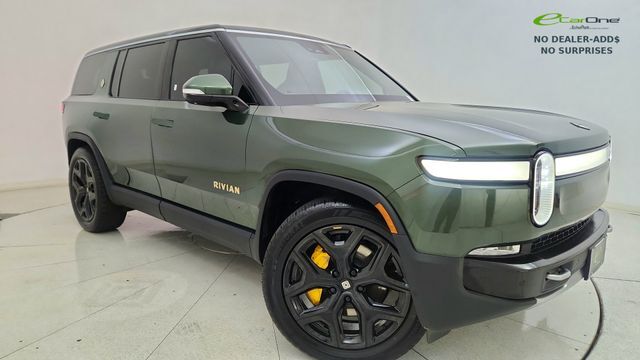 2024 RIVIAN R1S