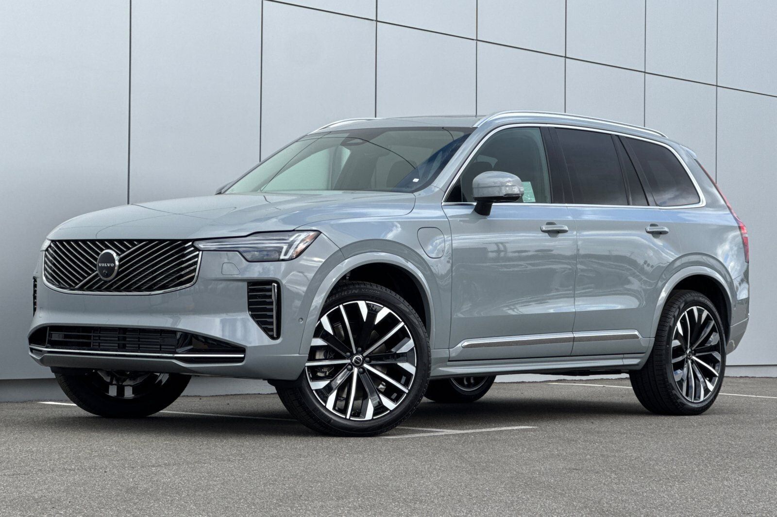 2026 VOLVO XC90