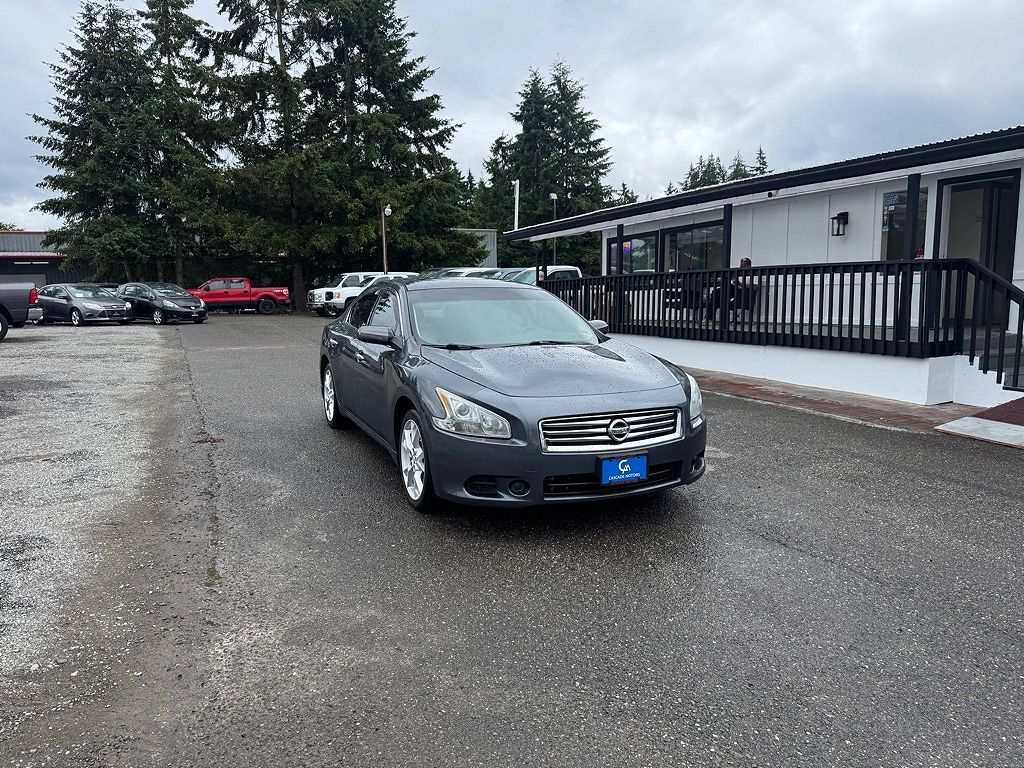 2012 NISSAN Maxima