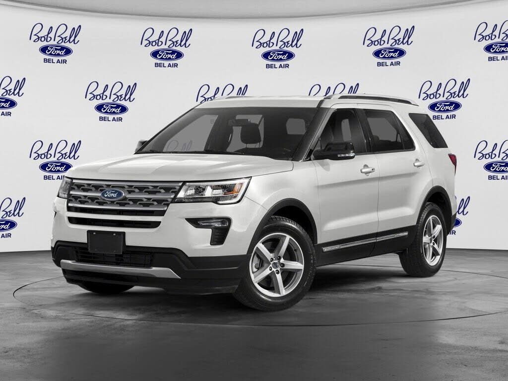 2018 FORD Explorer