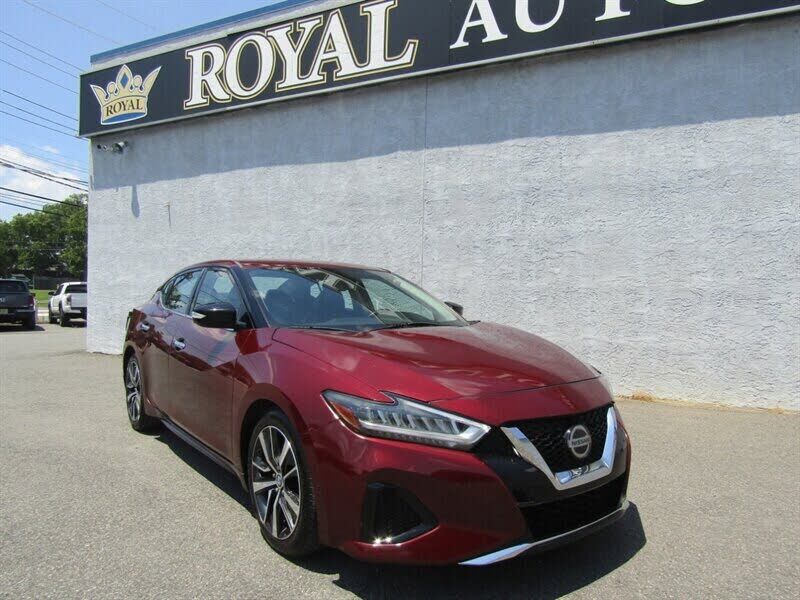 2019 NISSAN Maxima