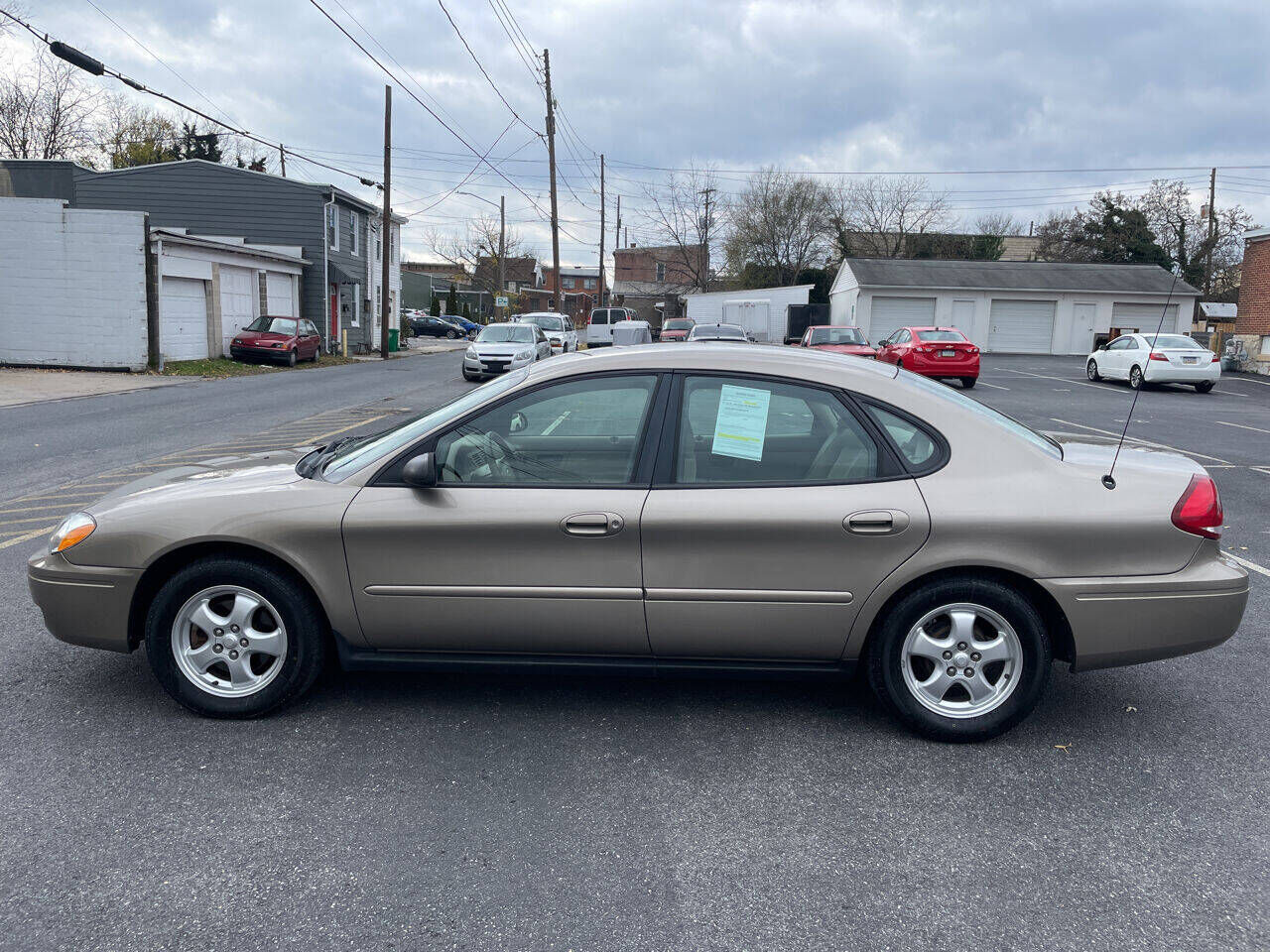 2006 FORD Taurus