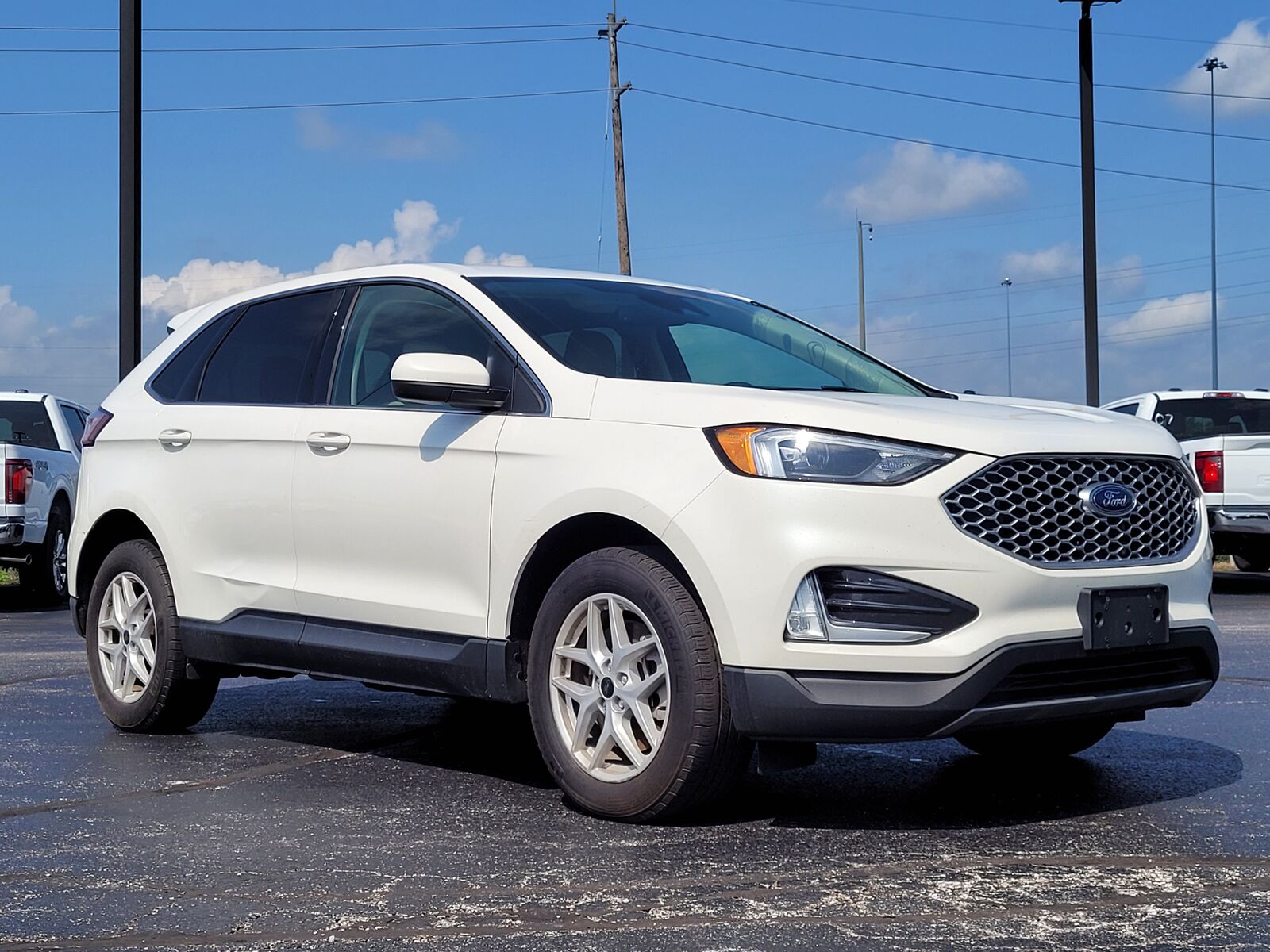2023 FORD Edge