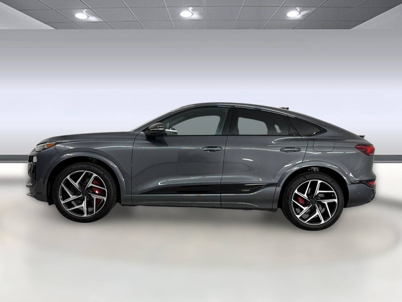 2027 Audi SQ6
