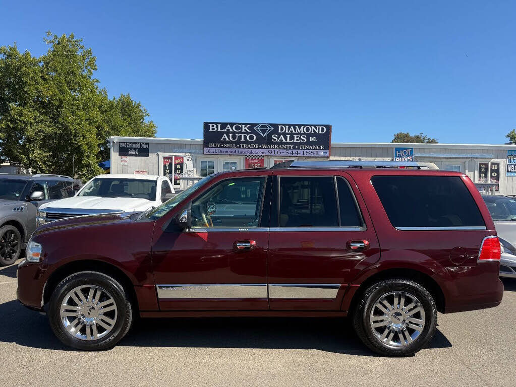 2010 LINCOLN Navigator