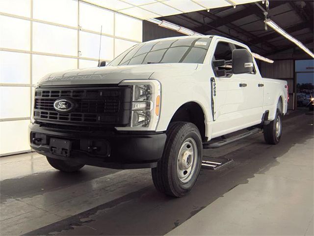 2025 FORD F-250