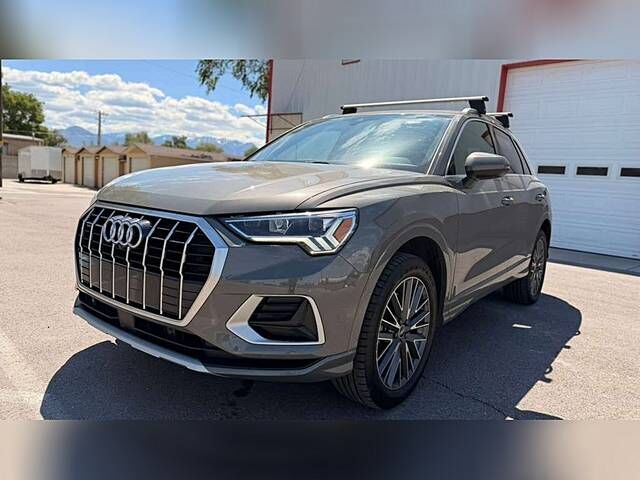 2022 AUDI Q3
