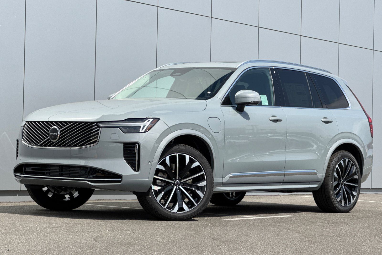 2026 VOLVO XC90