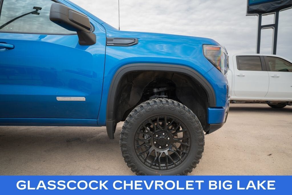 2023 GMC Sierra
