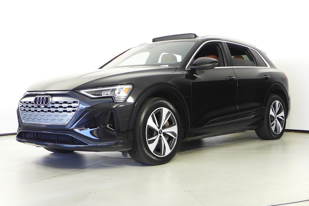 2024 Audi Q8