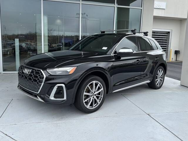 2022 AUDI SQ5