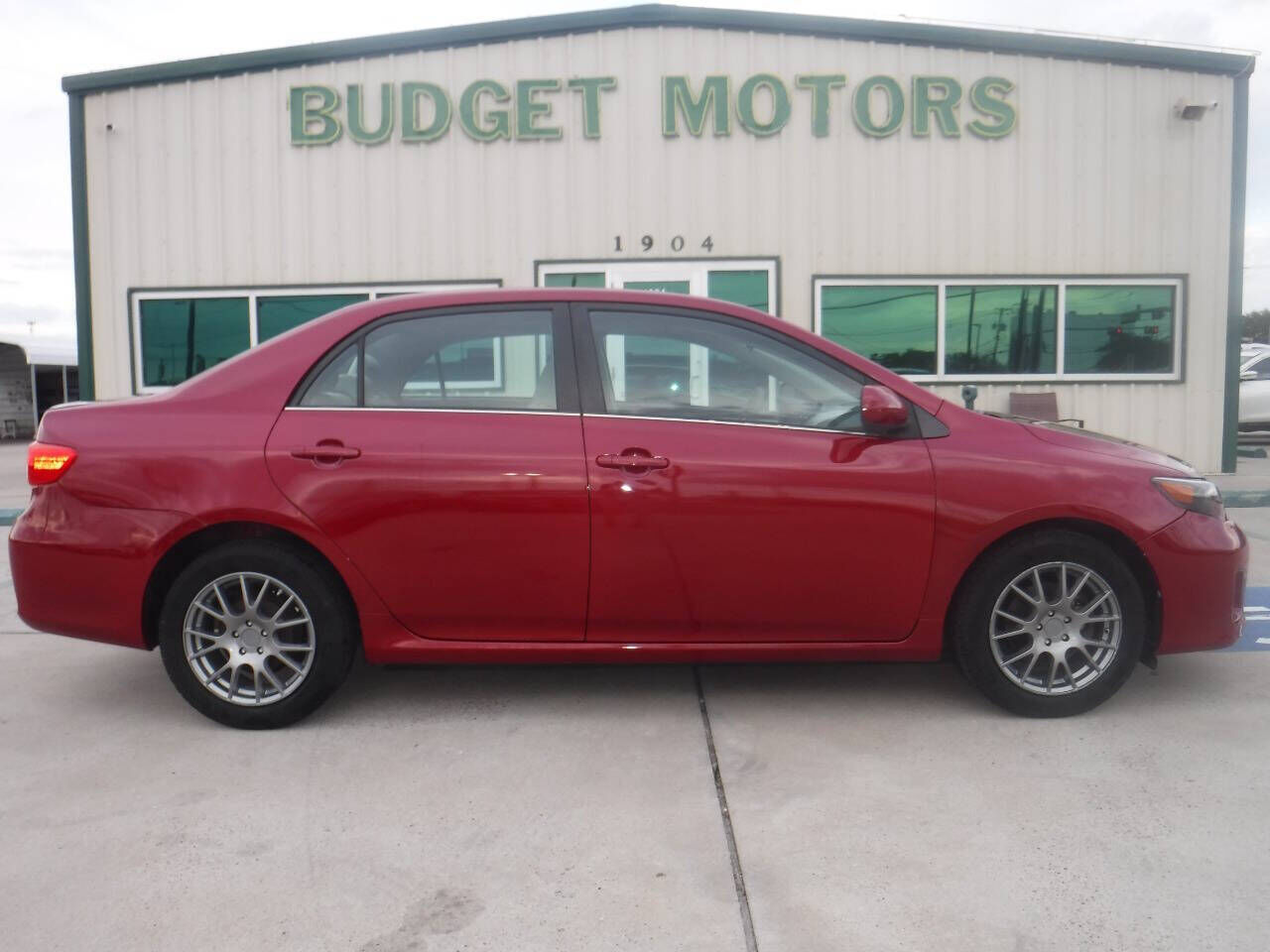 2013 TOYOTA Corolla