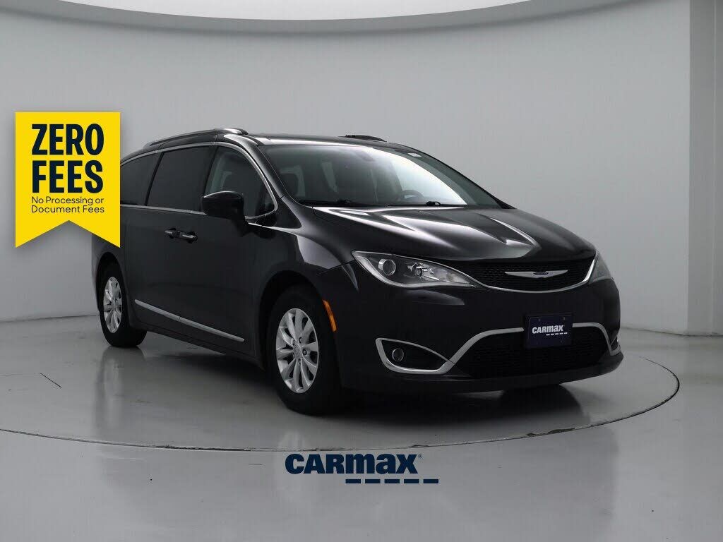 2019 CHRYSLER Pacifica