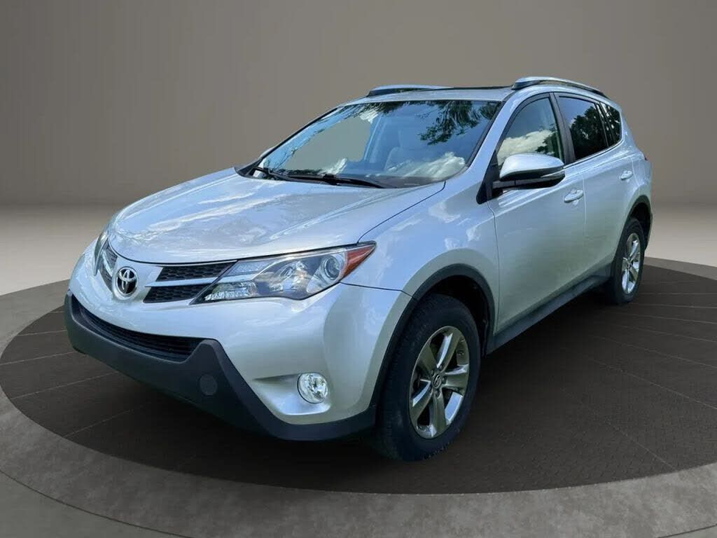 2015 TOYOTA RAV4