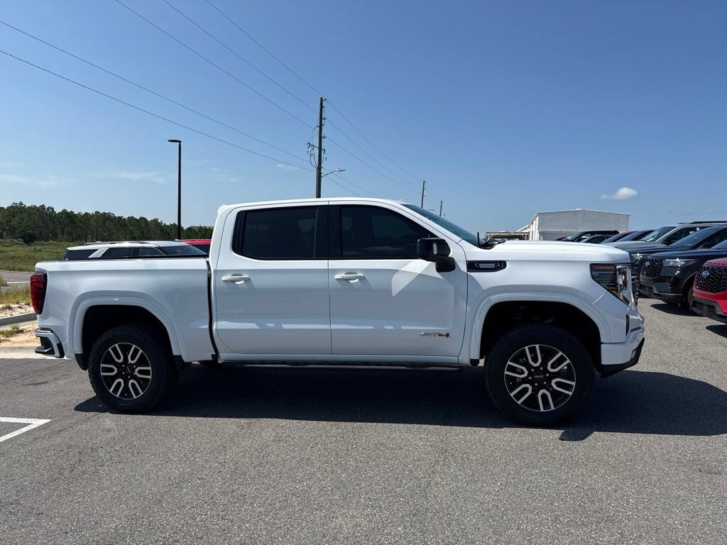2024 GMC Sierra