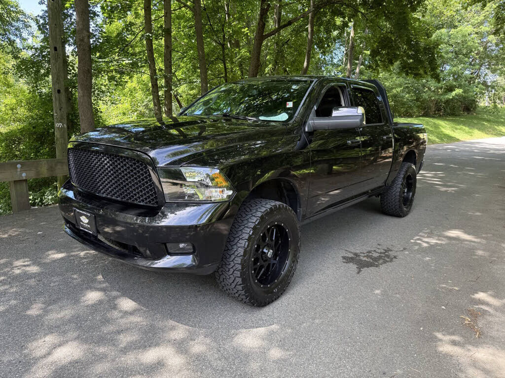 2012 DODGE Ram